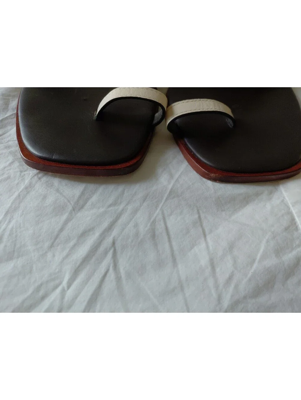 Tory Burch Cream and Brown Woven Thong Slides Size 8.5 EUC #753